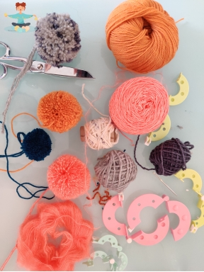 Knitting workshops with Adeline