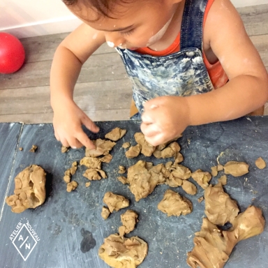 Clay Modeling Workshops at Les Petits Crayons!